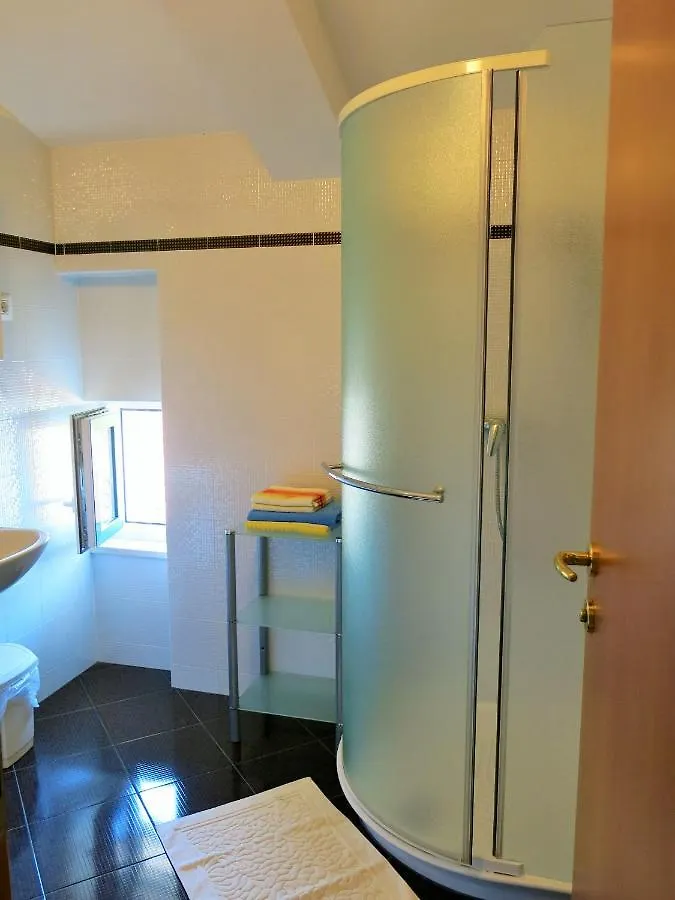 Apartment Near The Sea Mošćenička Draga
